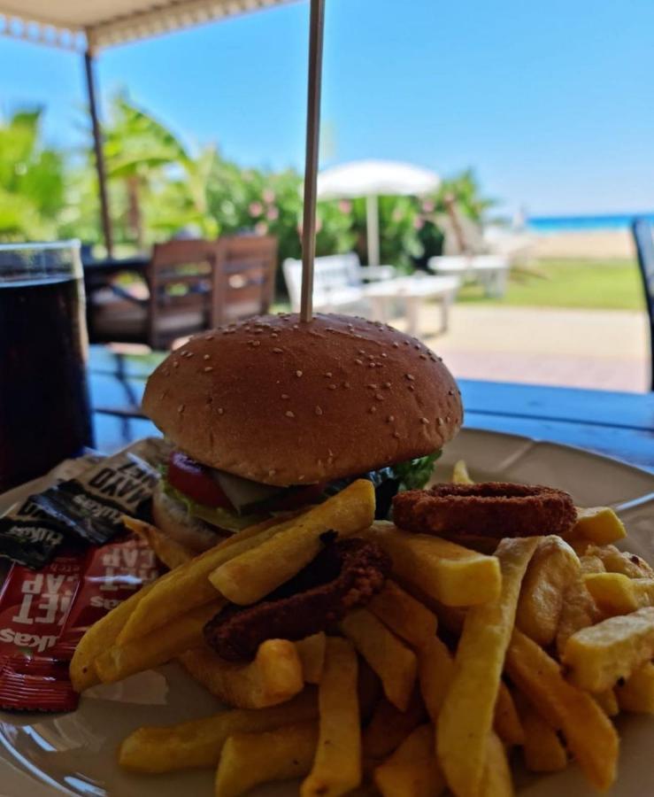 Skys Beach Hotel Манавгат Екстериор снимка